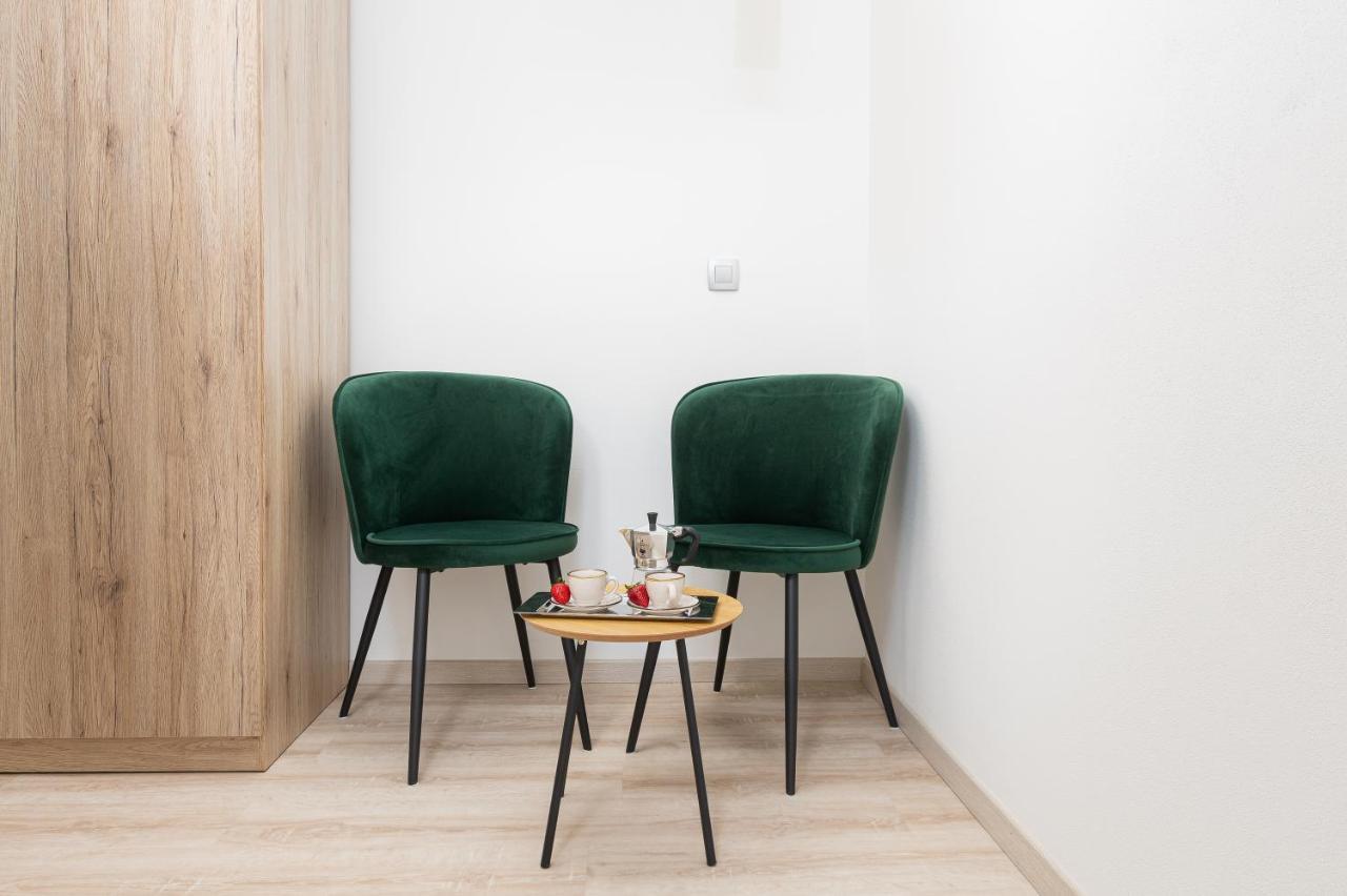 Apartment Ena Near Pula Amphitheater ภายนอก รูปภาพ